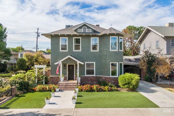 Property Photo:  2427 19th Street  CA 93301 