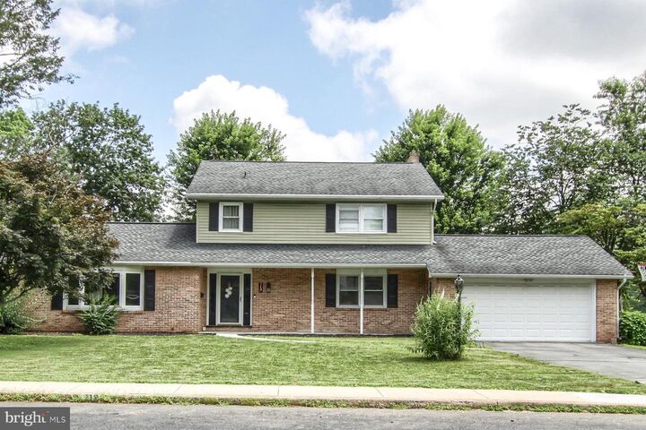 713 Yorkshire Drive  Carlisle PA 17013 photo