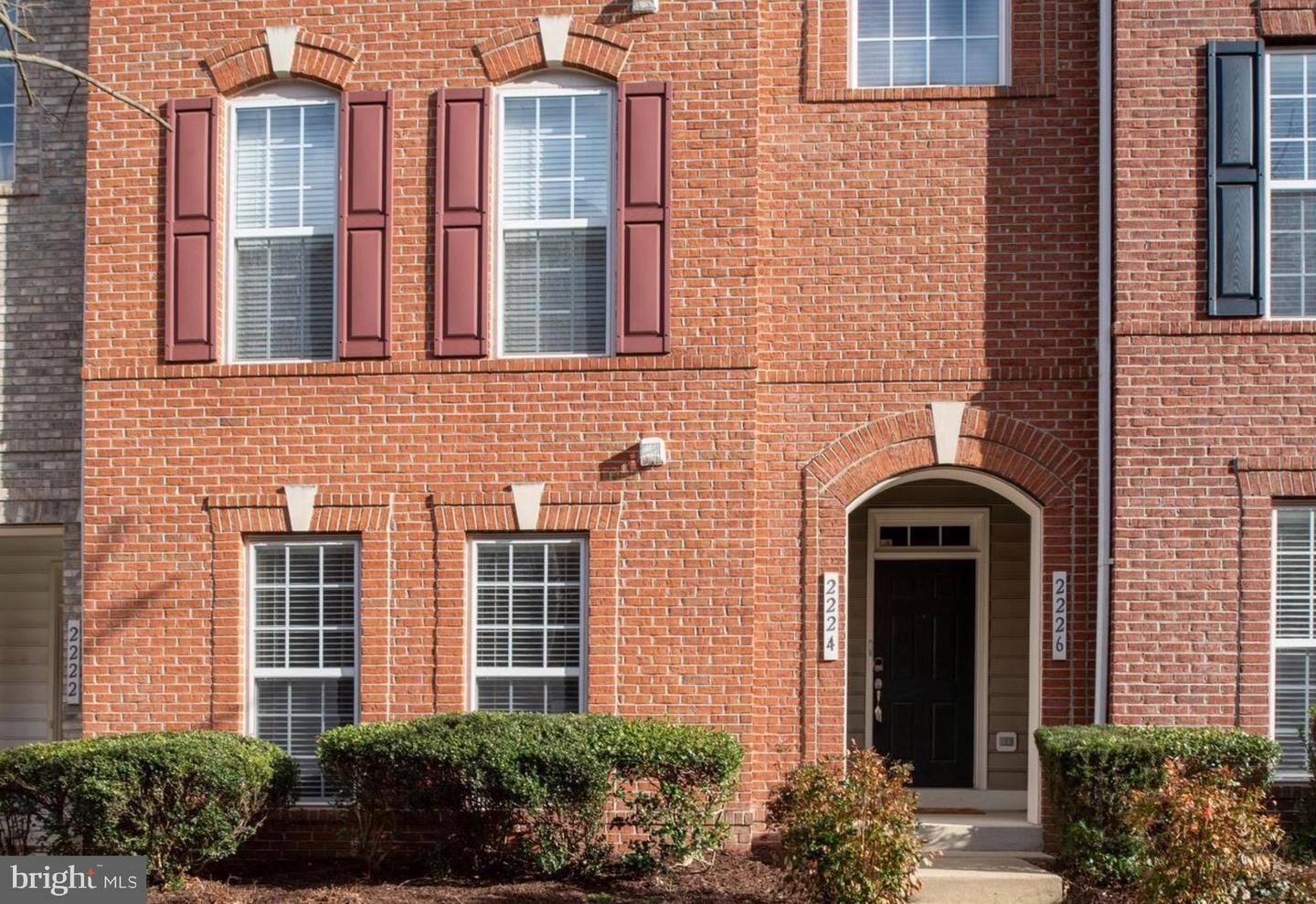 Property Photo:  2224 Margraf Circle  VA 22191 