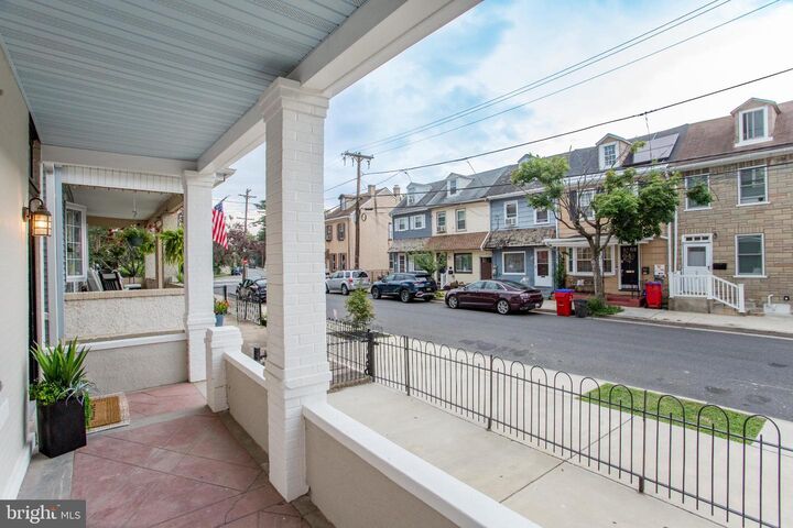 Property Photo: 327 Wood Street PA 19007