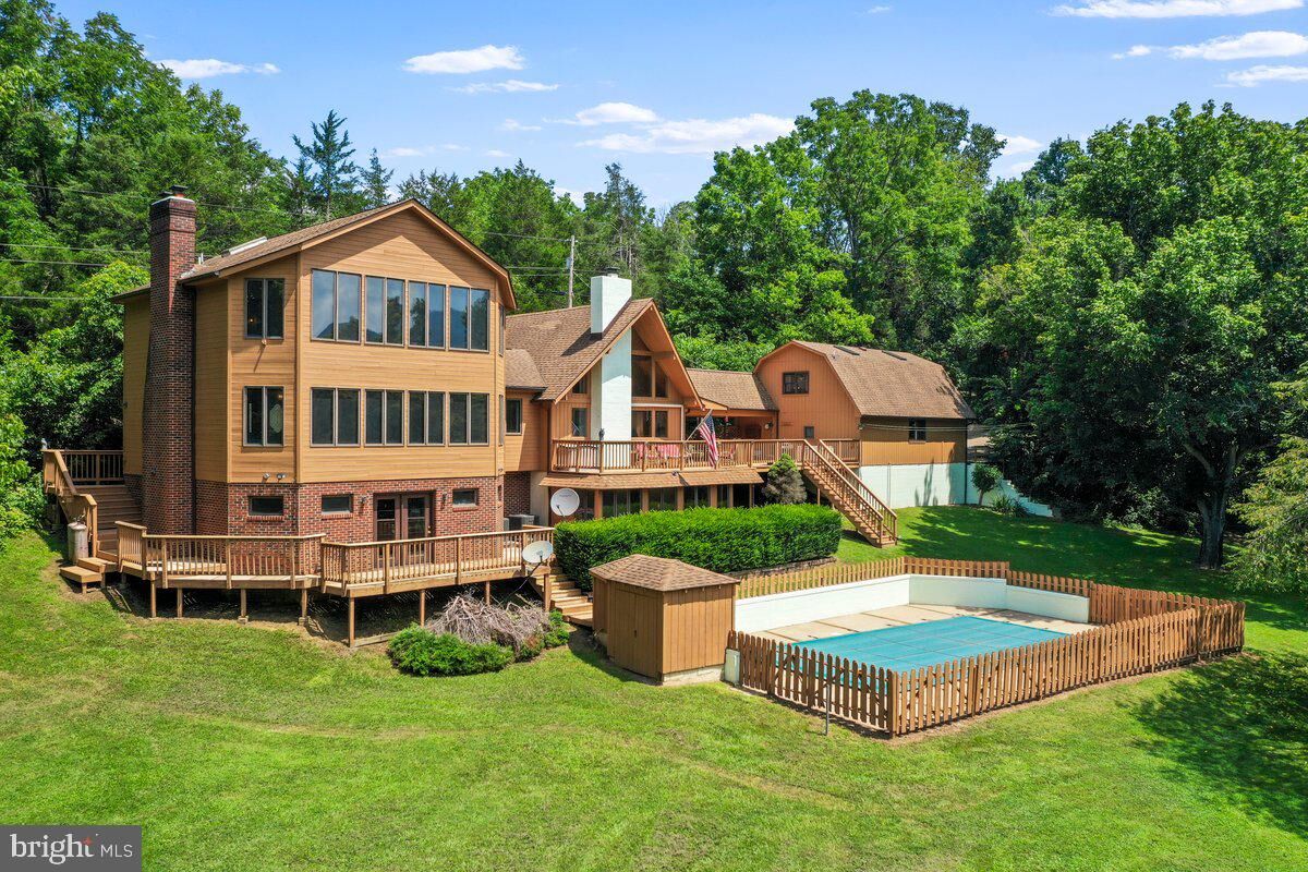 Property Photo: 127 N West Turn VA 22849