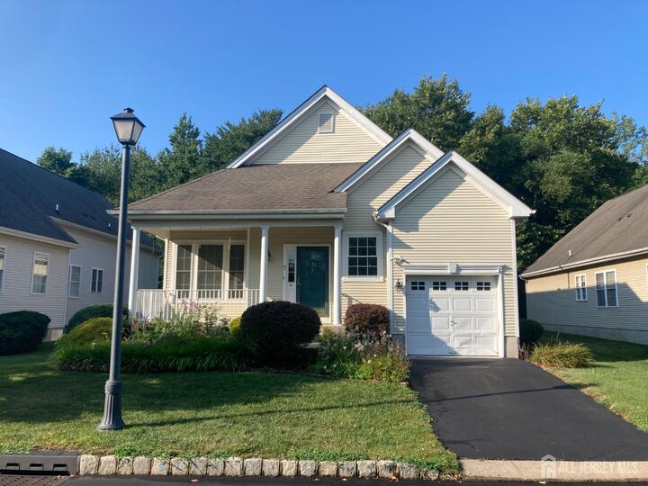 7 Swallow Drive  Hamilton NJ 08690 photo