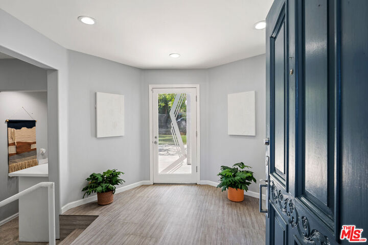 Property Photo: 23246 Canzonet St CA 91367