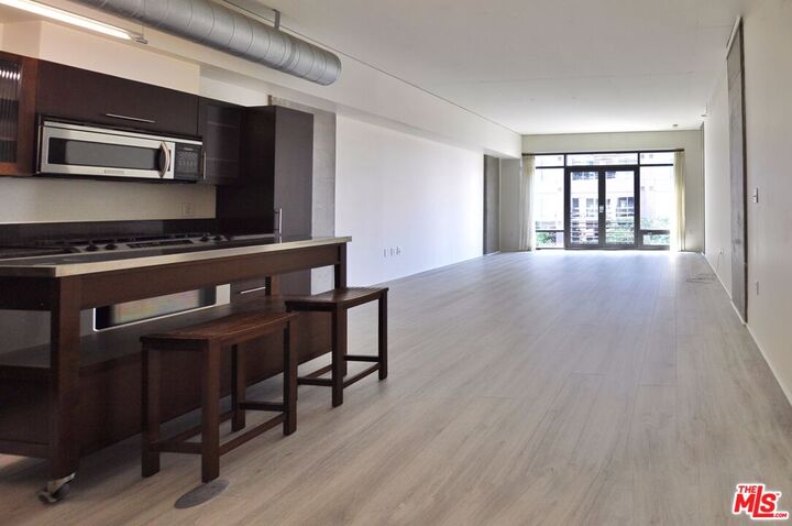 1111 S Grand Ave  Los Angeles CA 90015 photo