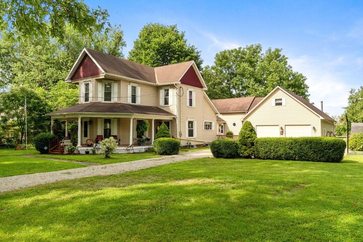 Property Photo:  313 N Franklin Street  OH 43344 