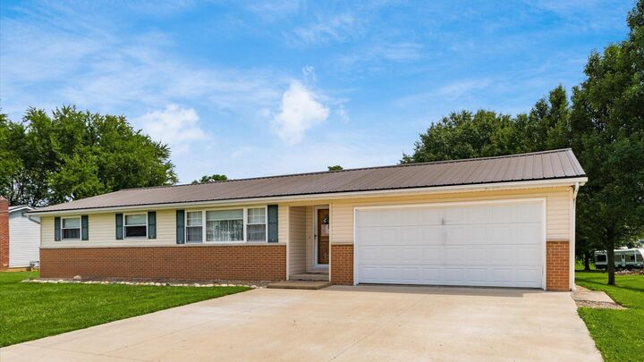 2854 McFarland Drive  Zanesville OH 43701 photo