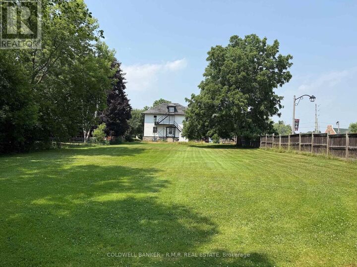 Property Photo:  5 Vipond Road West  ON L1M 1B3 