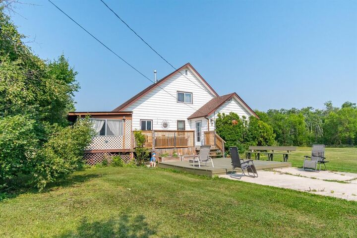 403 Dunara Avenue  Petersfield MB R0C 2L0 photo