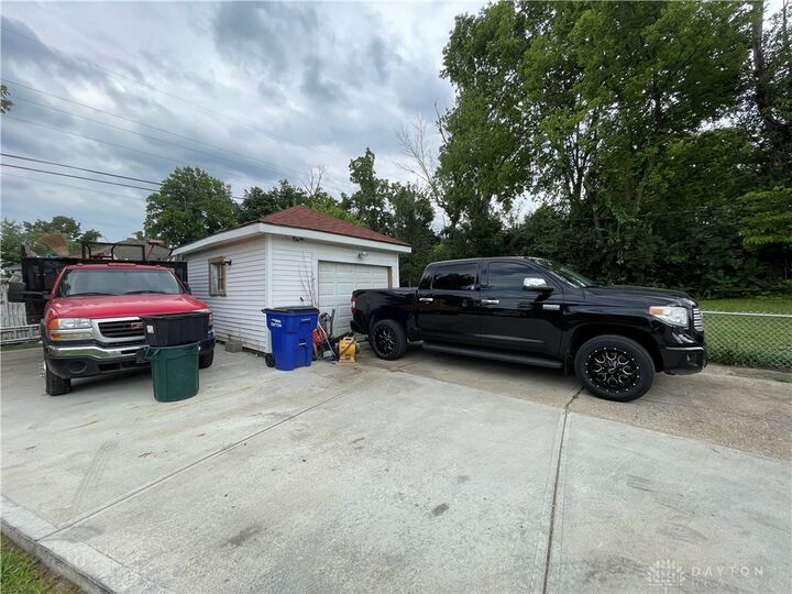 Property Photo:  332 Roxbury Road  OH 45417 