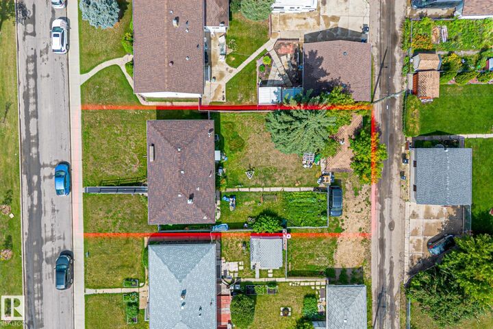 Photo de la propriété: 12219 St Albert Trail NW AB T5L 4G5