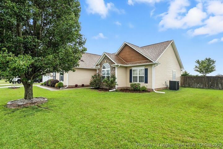 Property Photo: 396 Sunflower Street NC 28376
