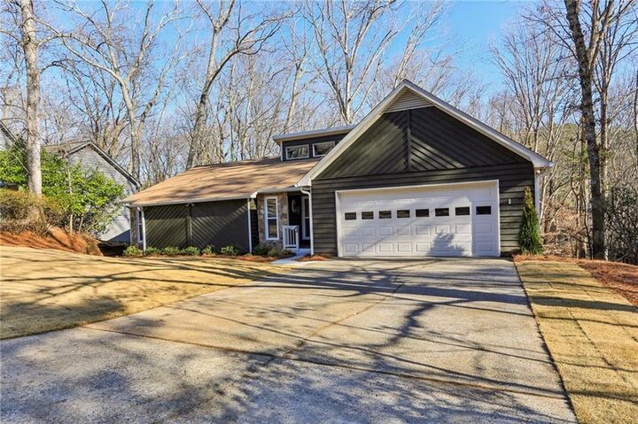 Property Photo: 645 Trailmore Place GA 30076