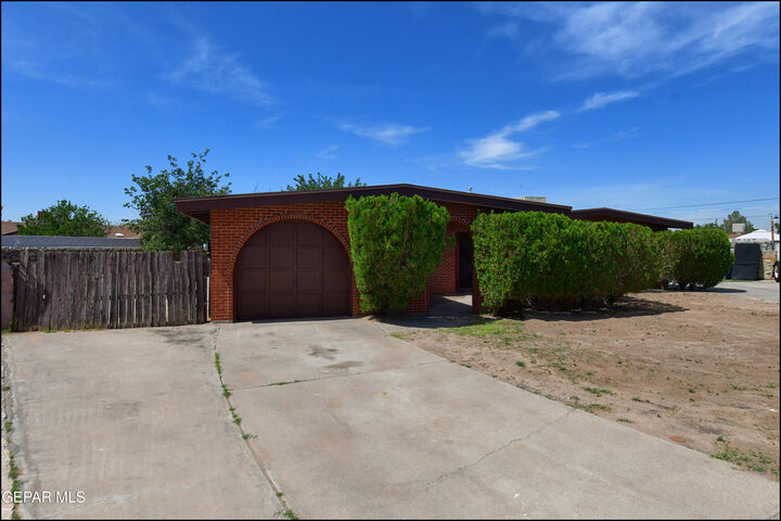 10216 Cardigan Drive  El Paso TX 79925 photo