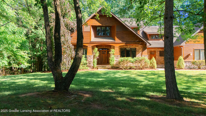 Property Photo: 1020 Cherry Valle Lane MI 48895