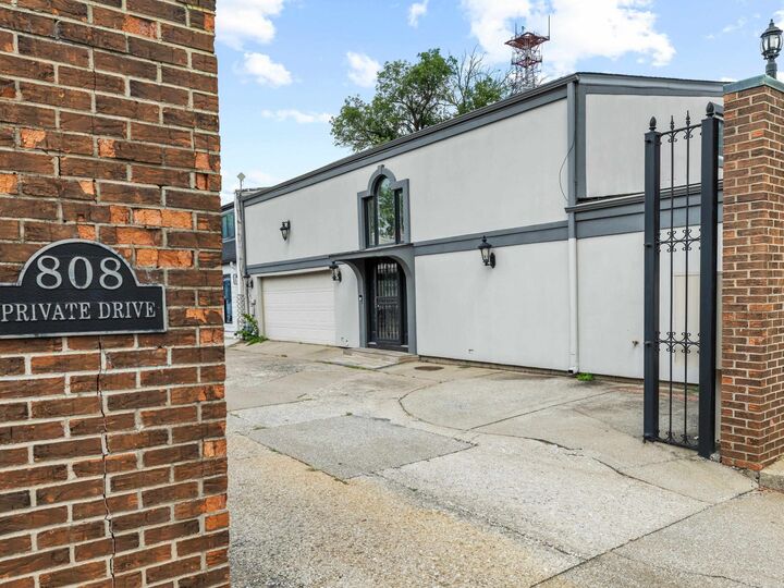 Property Photo:  808 Frederica Street  KY 42301 