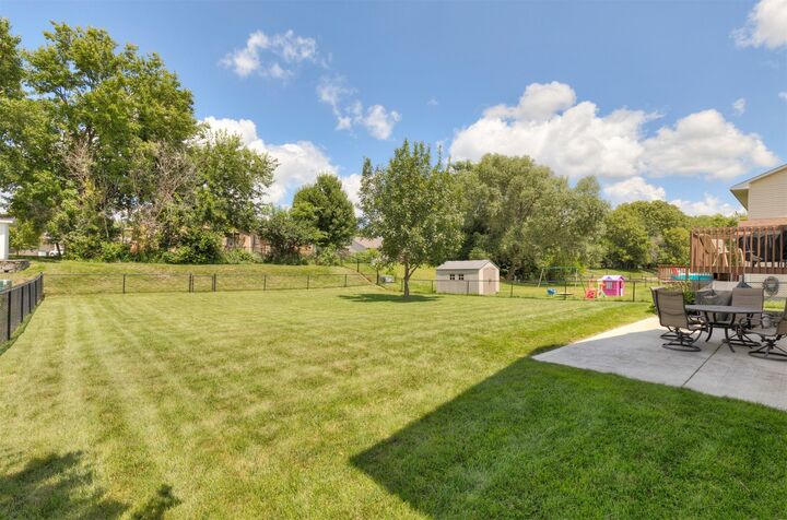Property Photo:  456 SE 33rd Street  IA 50021 