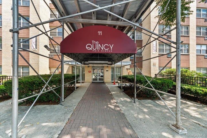 Property Photo: 11 Park Avenue 3X NY 10550