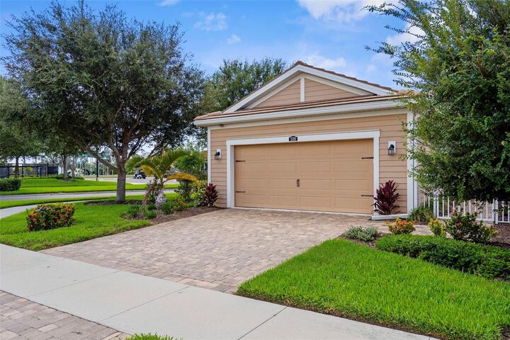 Property Photo:  11789 Tapestry Lane  FL 34293 