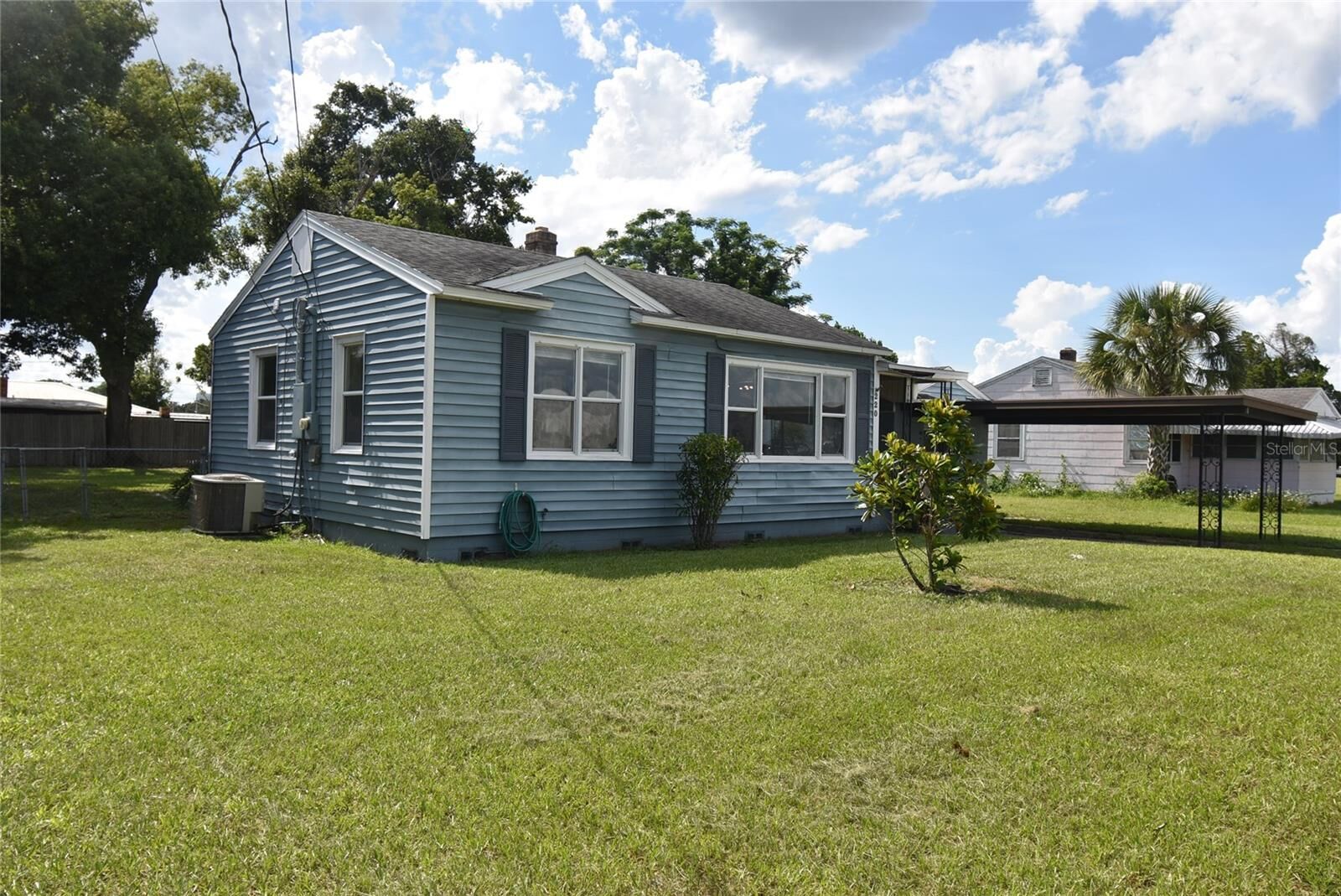 Property Photo: 220 Maynard Avenue FL 32803