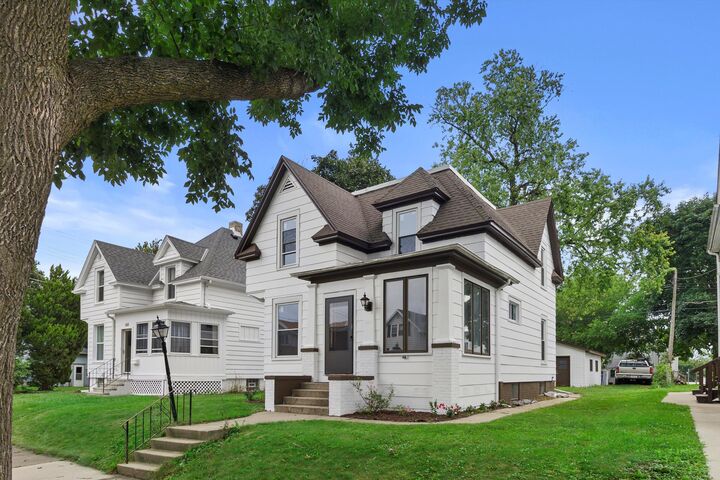 1519 Boyd Ave  Racine WI 53405 photo