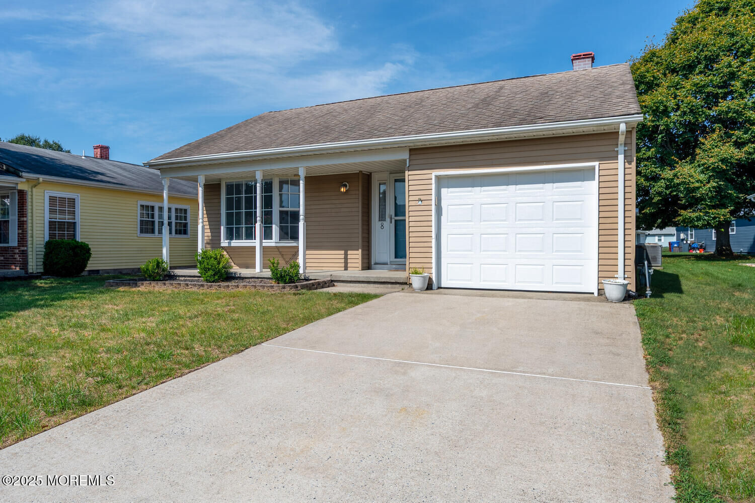 Property Photo: 8 Manitoba Court NJ 08757