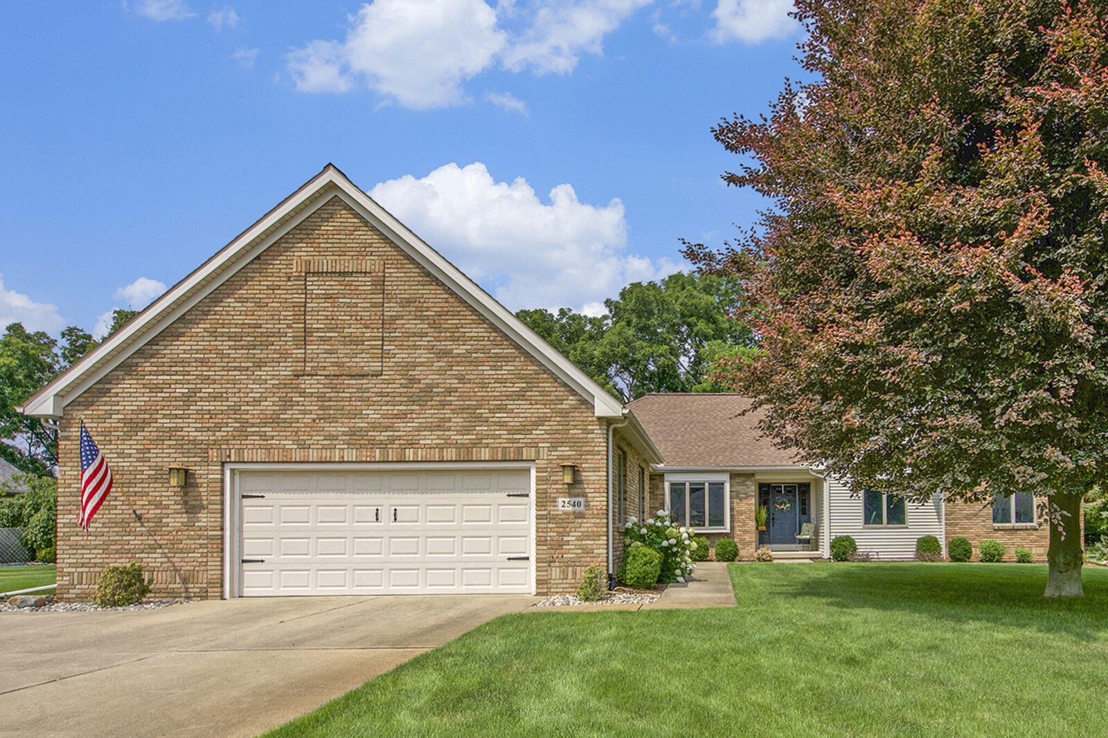 Property Photo:  2540 Meadowbrook Lane  MI 49201 
