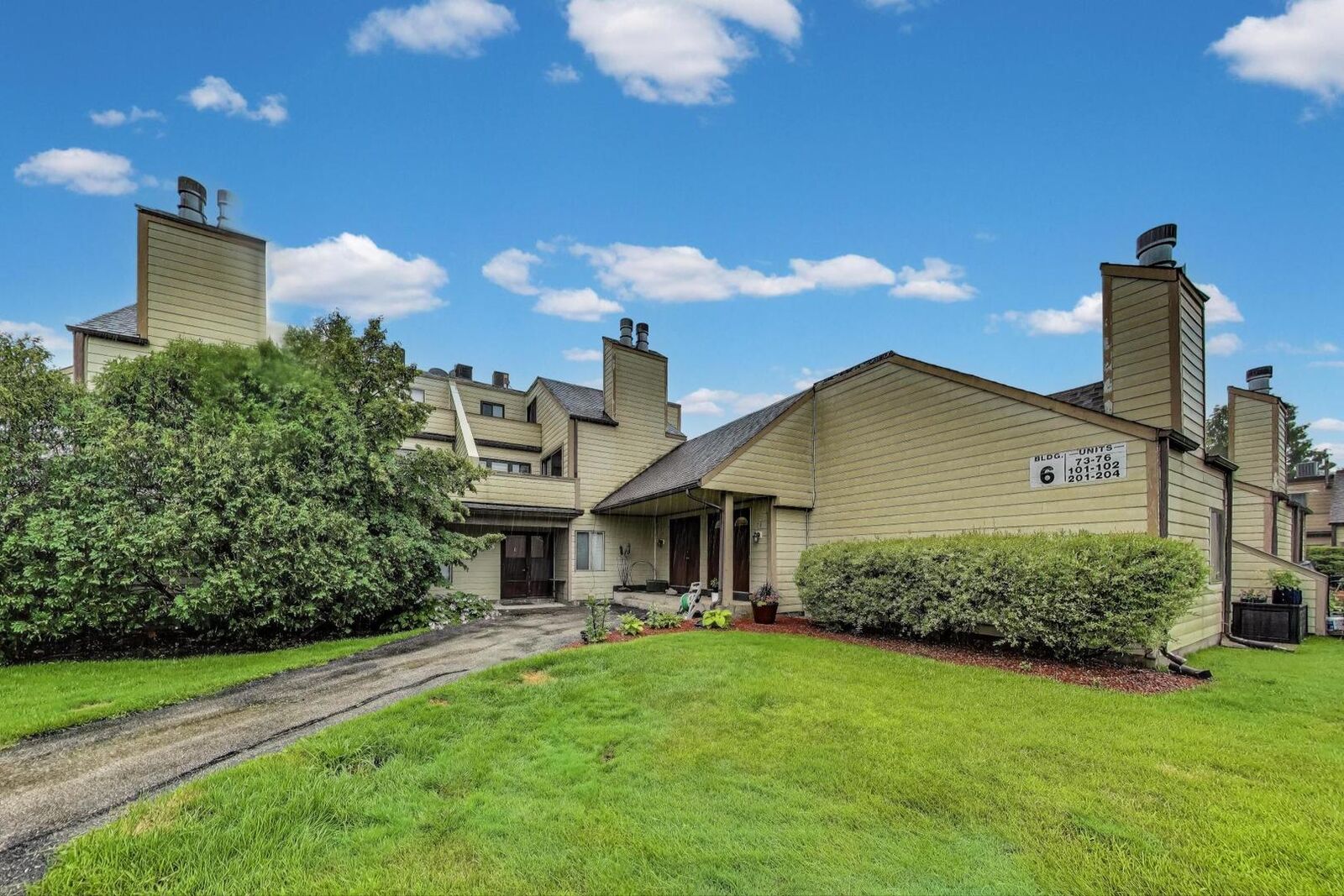 Property Photo:  3317 Beacon Street 74  IL 60064