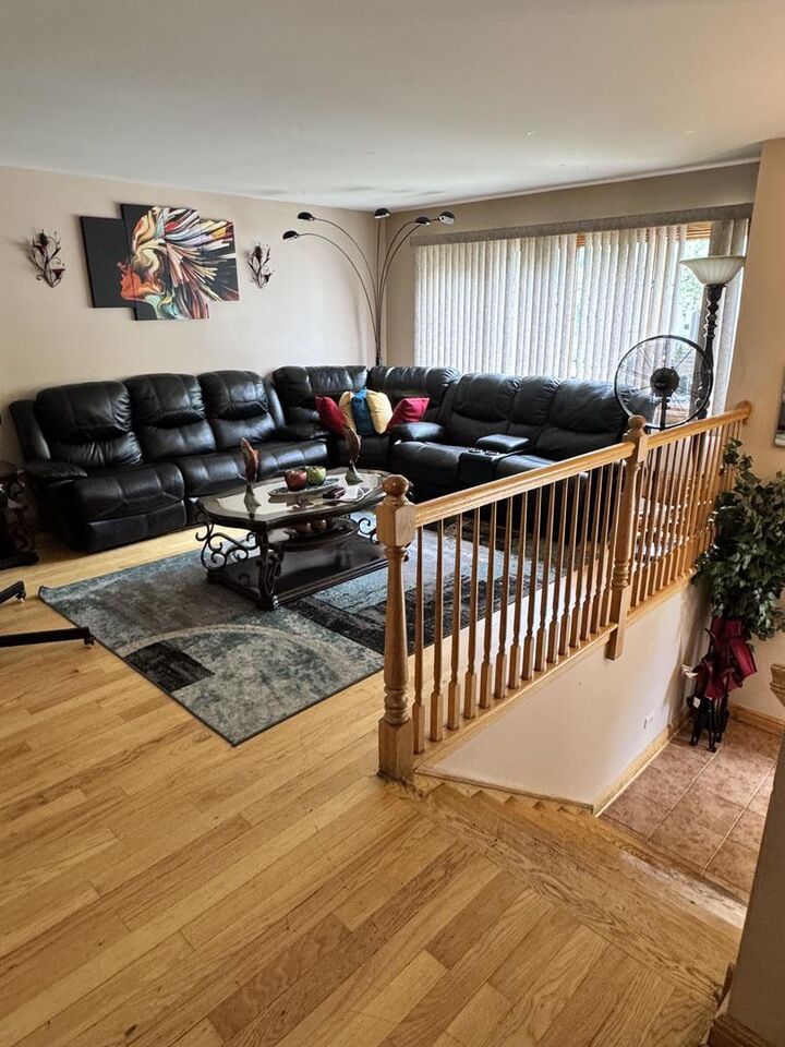 Property Photo:  2542 Budd Street  IL 60171 