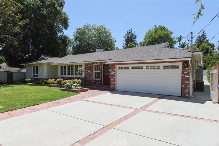 Property Photo:  5369 Topeka Drive  CA 91356 