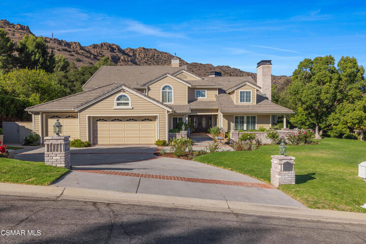 1800 Falling Star Avenue  Thousand Oaks CA 91362 photo