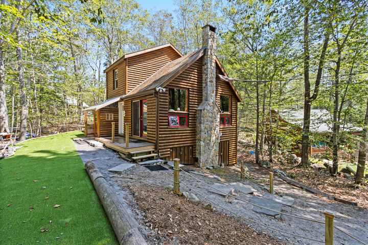 Property Photo:  11 Shady Hill Lane  ME 04071 