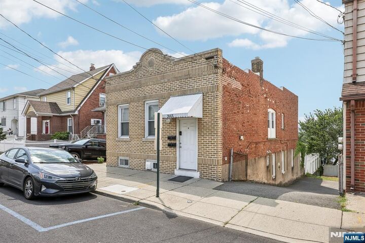 Property Photo:  363 Macarthur Avenue  NJ 07026 