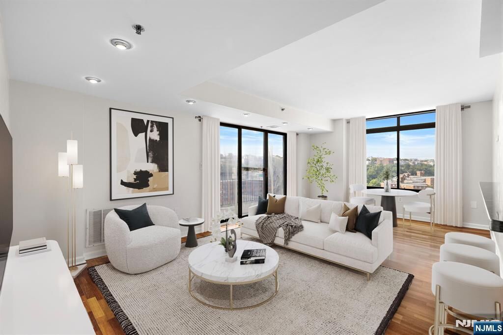 Property Photo: 700 1st Street 13D NJ 07030