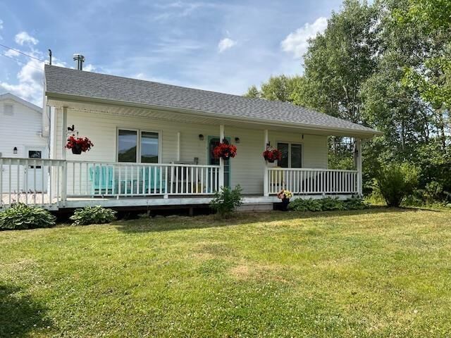 1064 Highway 2  Hilden NS B0N 1C0 photo