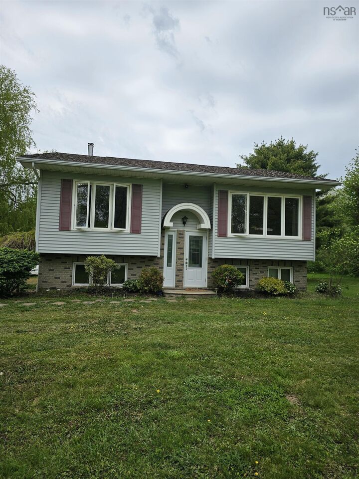 8865 8869 Hwy 101 Highway  Brighton NS B0V 1A0 photo