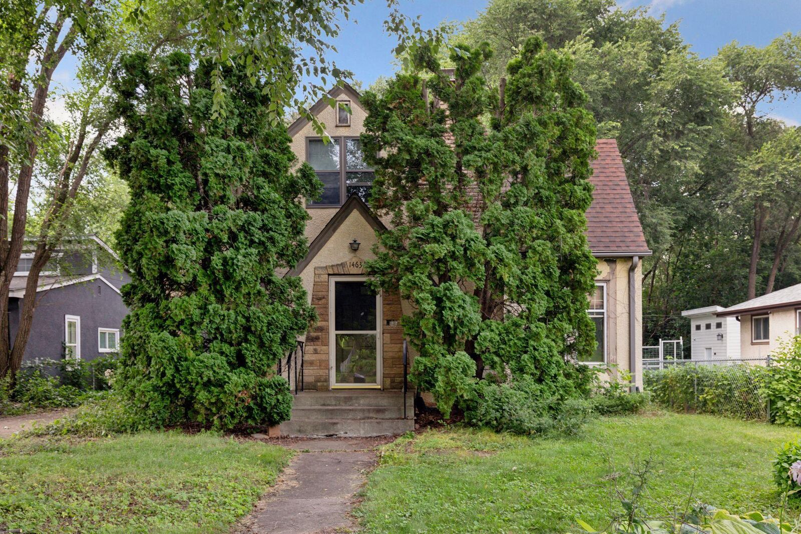 Property Photo:  1463 McAfee Street  MN 55106 