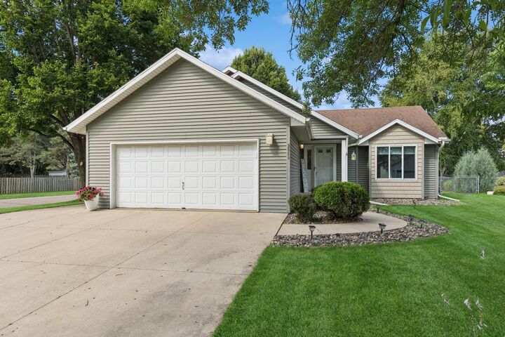 Property Photo: 2850 McKinley Drive MN 55125