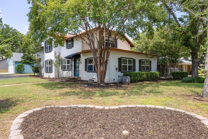 615 N Clinton Avenue  Stephenville TX 76401 photo