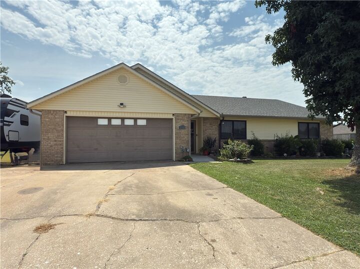 2512 W Beau Drive  Rogers AR 72758 photo
