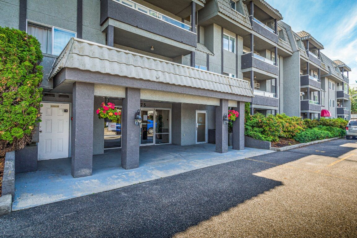 Photo de la propriété: 3175 De Montreuil Court 412 BC V1W 3W2