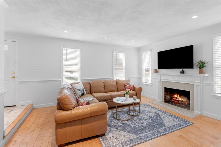 Property Photo:  406 Wellman Ave 406  MA 01863 