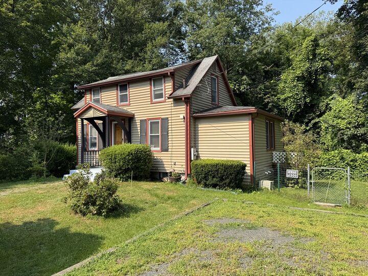 260-1/2 Davis St  Greenfield MA 01301 photo