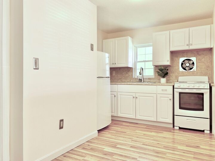 Property Photo:  90C Washington Park Drive 10  MA 01810 