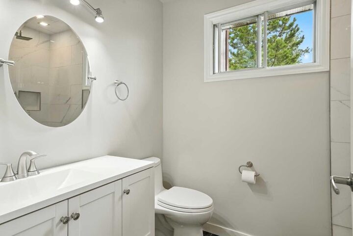 Property Photo:  7 Goodacre Close  AB T4P 3A3 