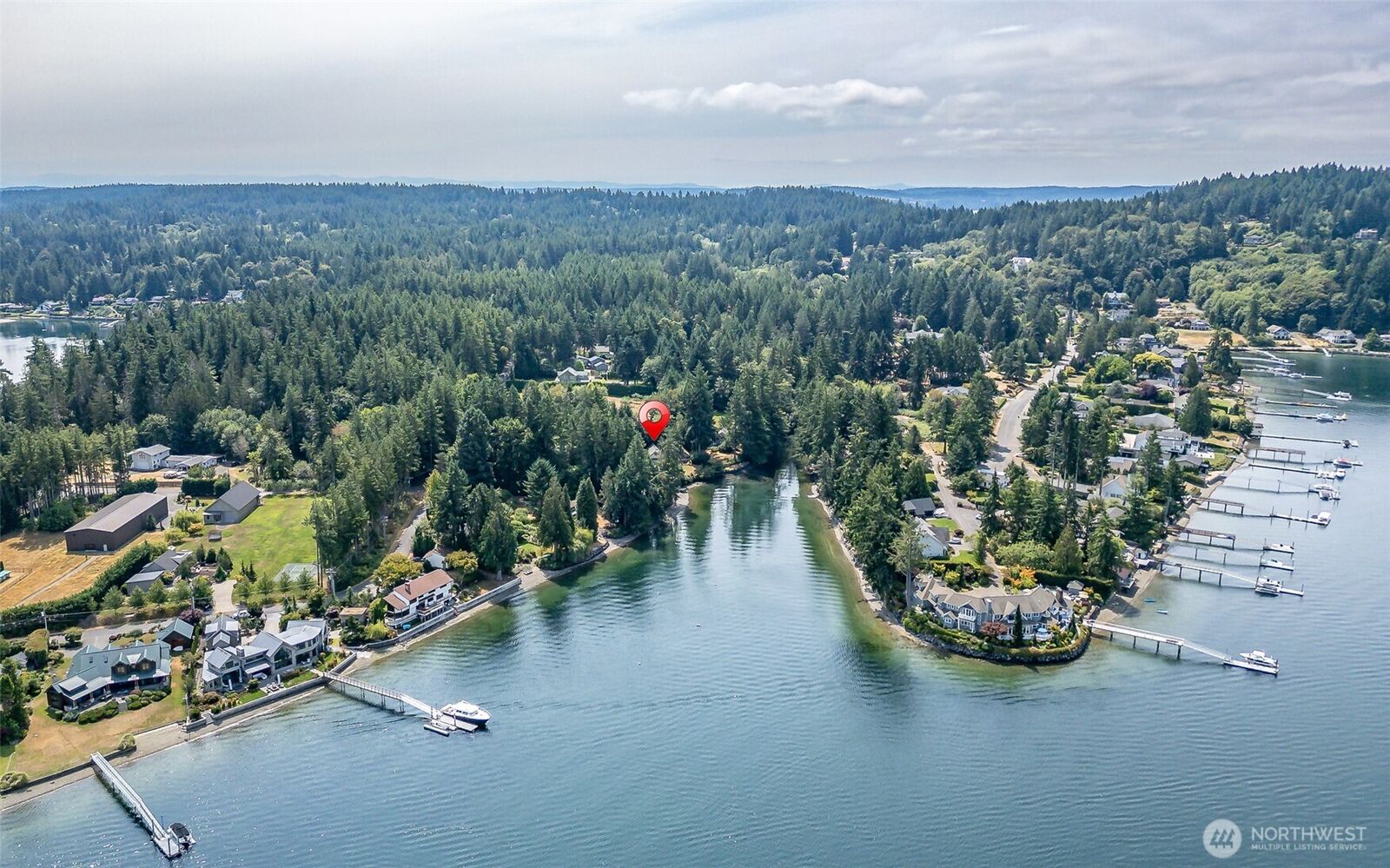 Property Photo:  408  7th Avenue  WA 98333 