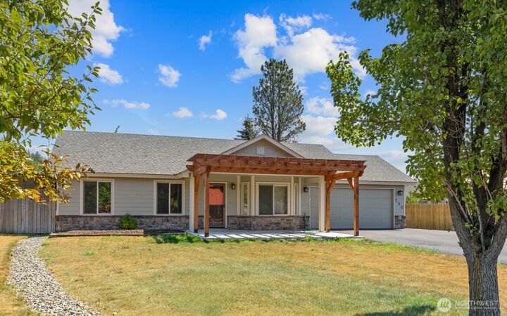 280  Blue Agate Ln  Ronald WA 98940 photo