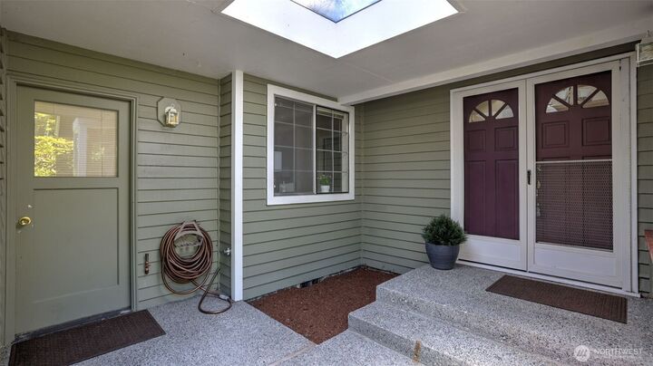 Property Photo:  4123  244th Lane SE 46  WA 98029 