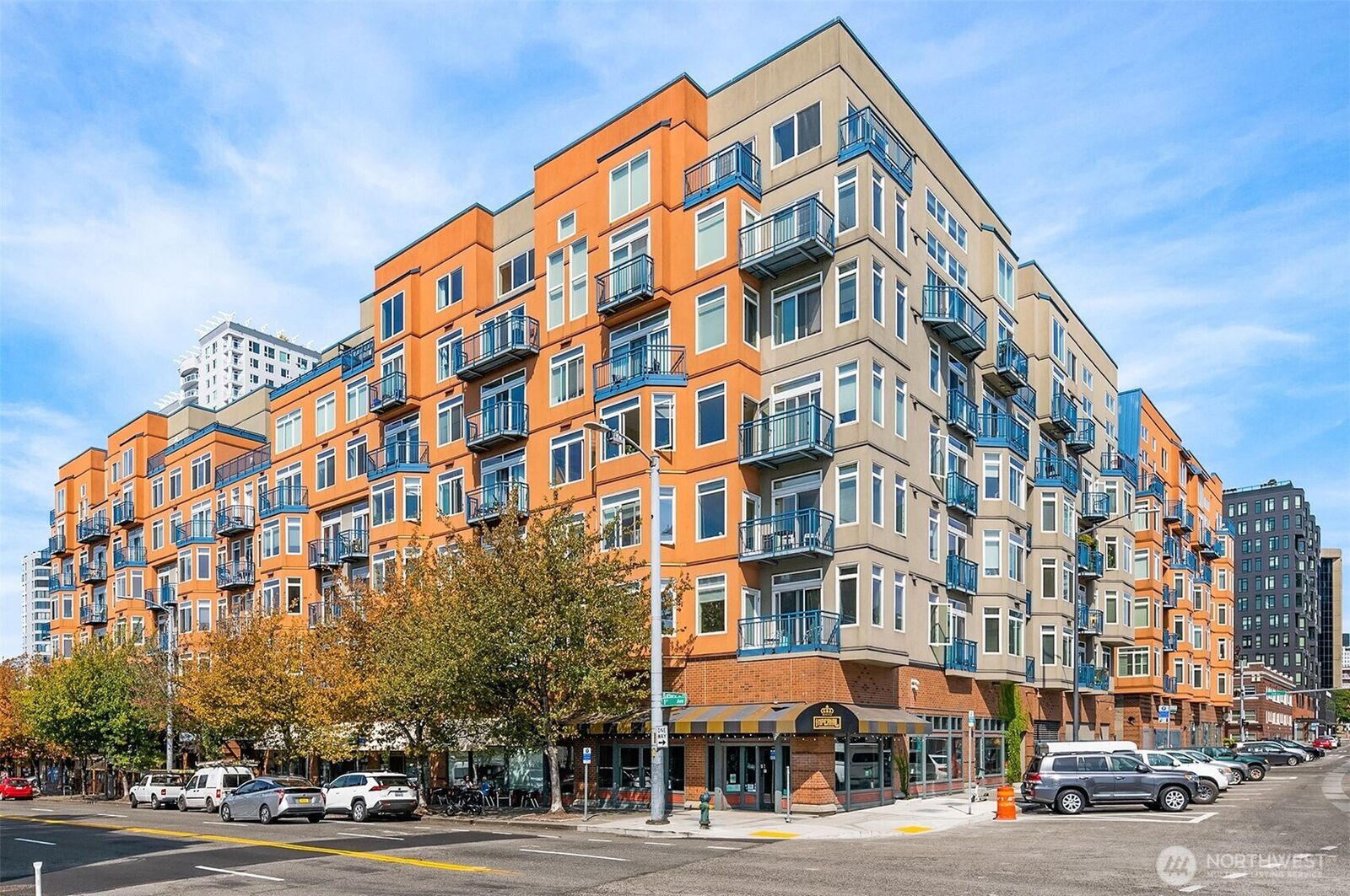 Property Photo: 2414 1st Ave 709 WA 98121
