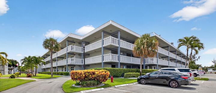 Property Photo:  9880 Marina Boulevard 1509  FL 33428 
