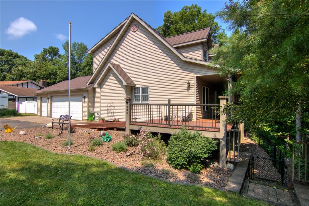 Property Photo:  1305 River Avenue E  WI 54848 